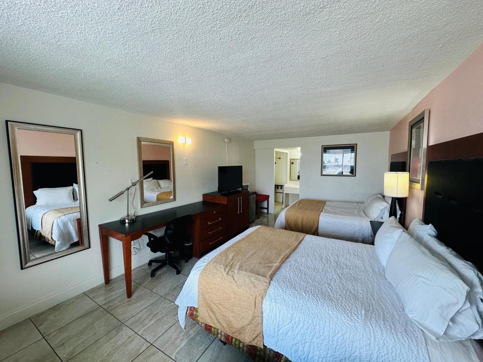 Boca Inn Boca Raton Εξωτερικό φωτογραφία