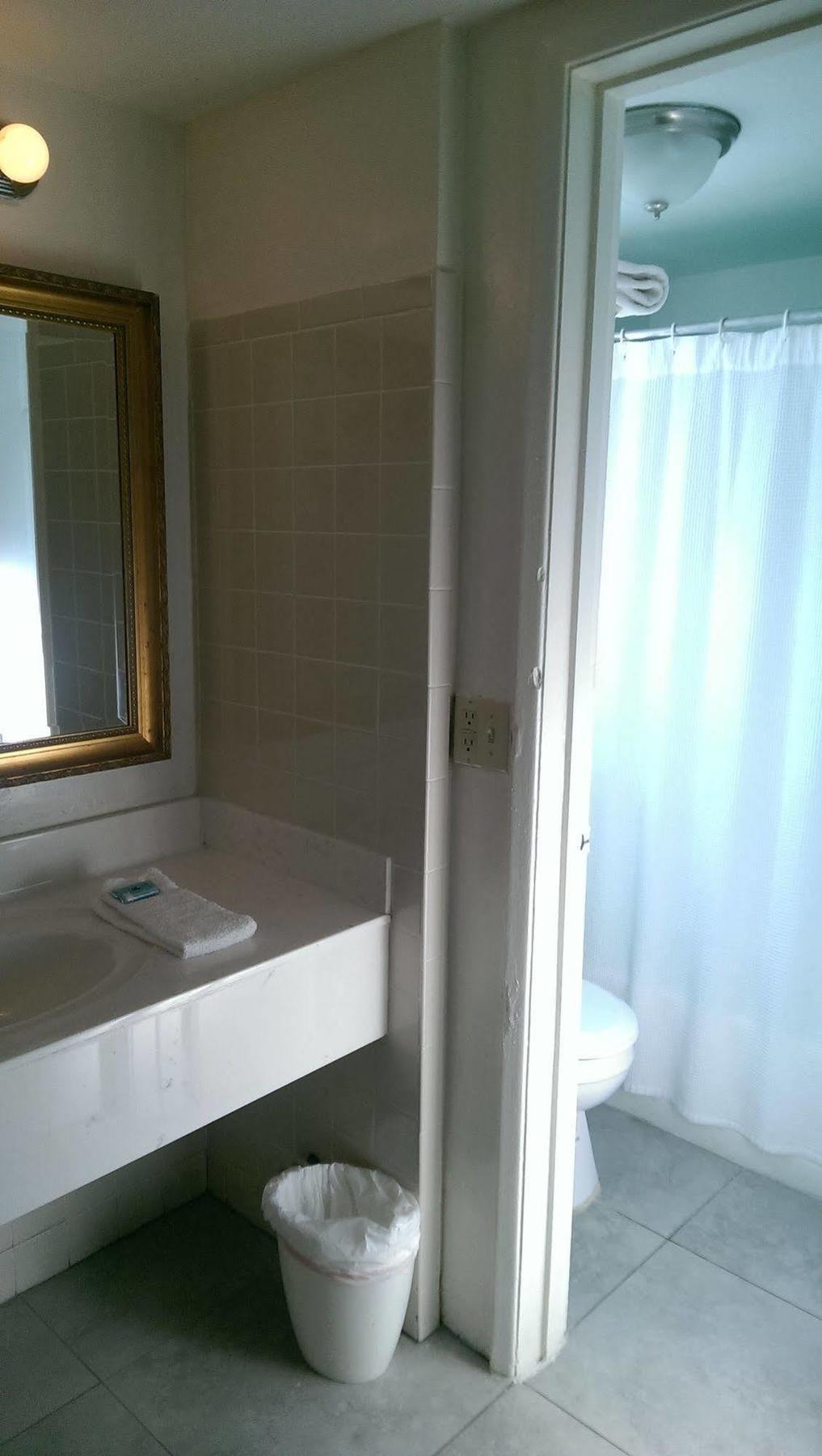 Boca Inn Boca Raton Εξωτερικό φωτογραφία